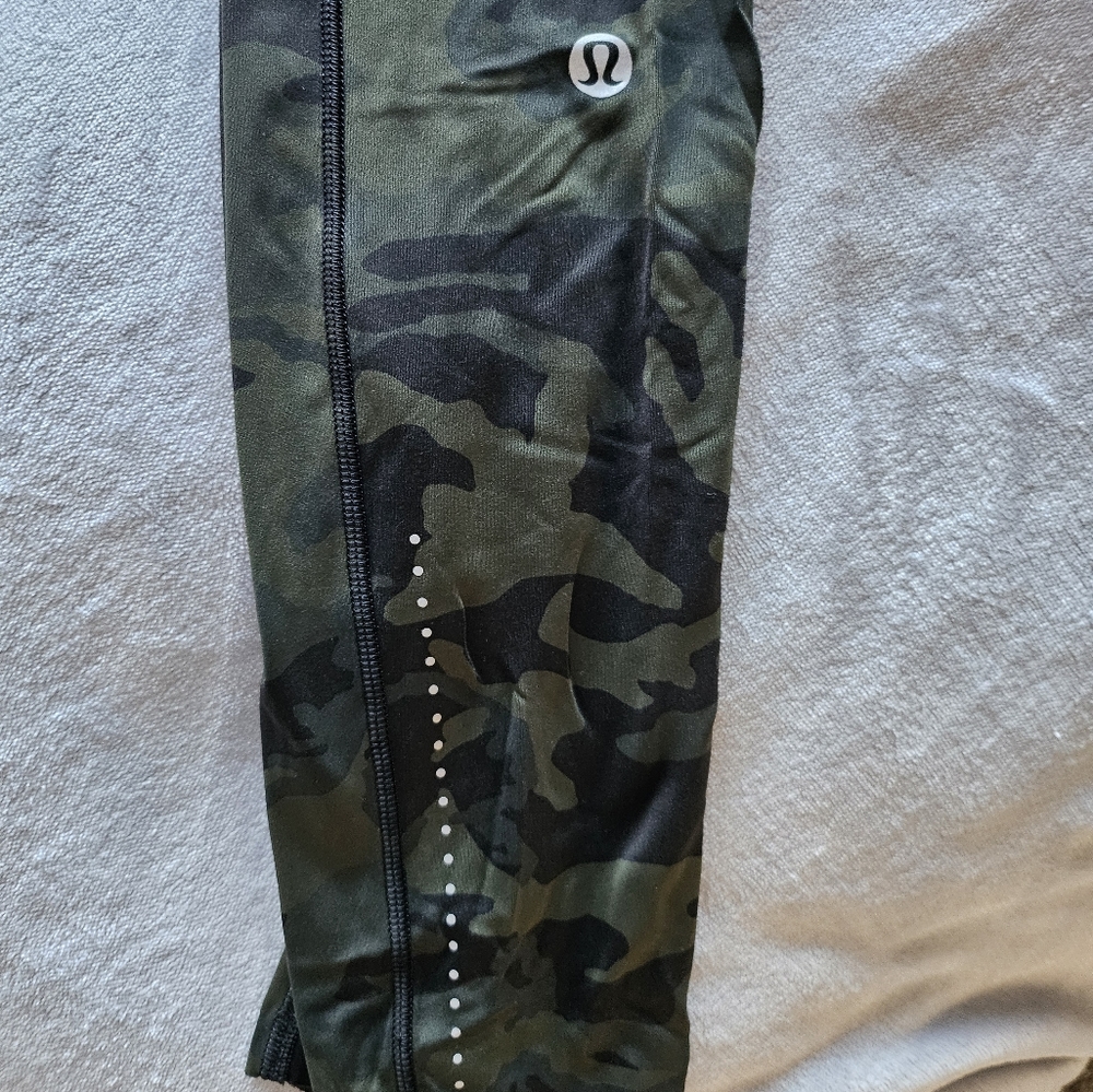 Lululemon fast and free leggings size 2